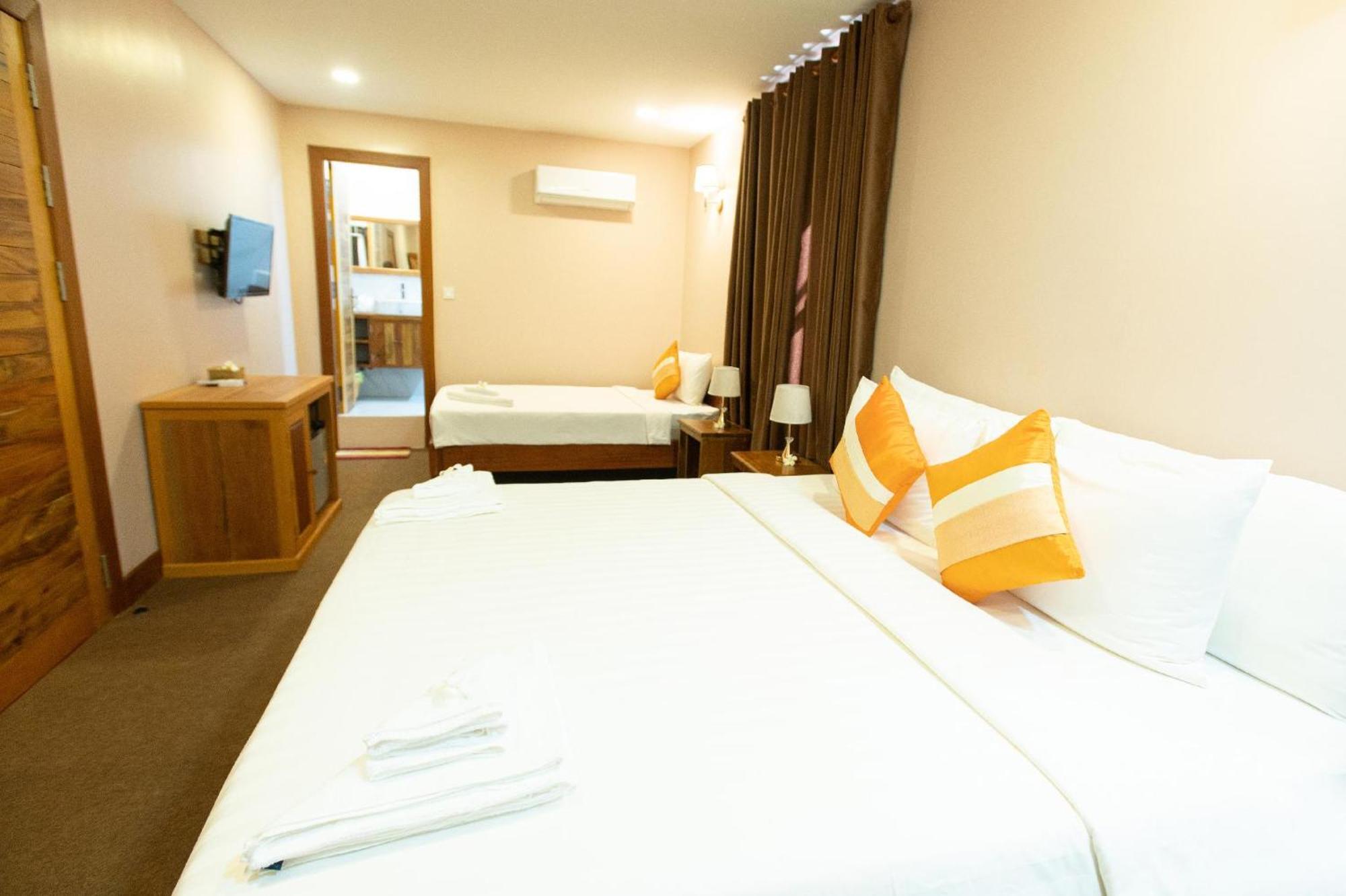 Reasey Boutique Villa